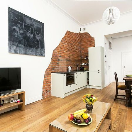 Old Town Brigue Apartment By Otium Krakau Buitenkant foto