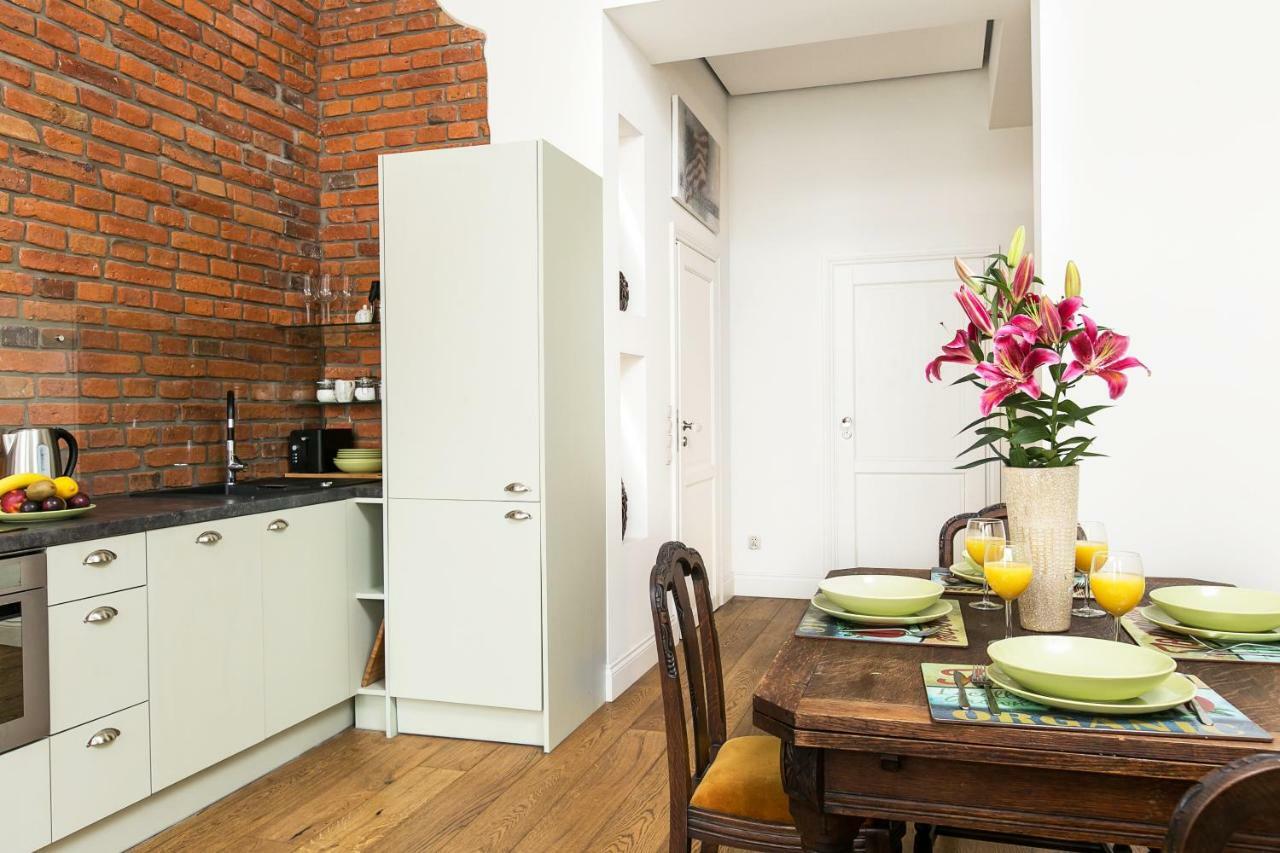 Old Town Brigue Apartment By Otium Krakau Buitenkant foto