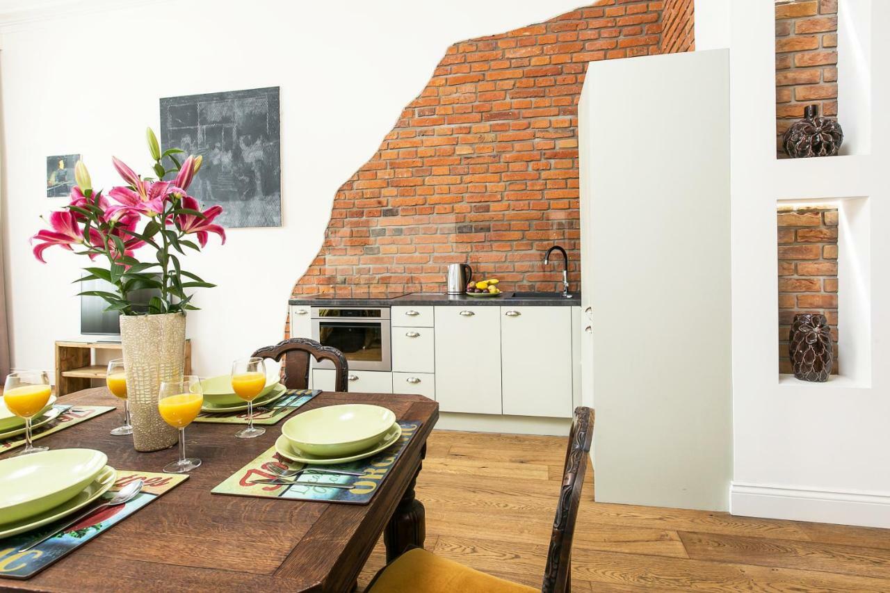 Old Town Brigue Apartment By Otium Krakau Buitenkant foto
