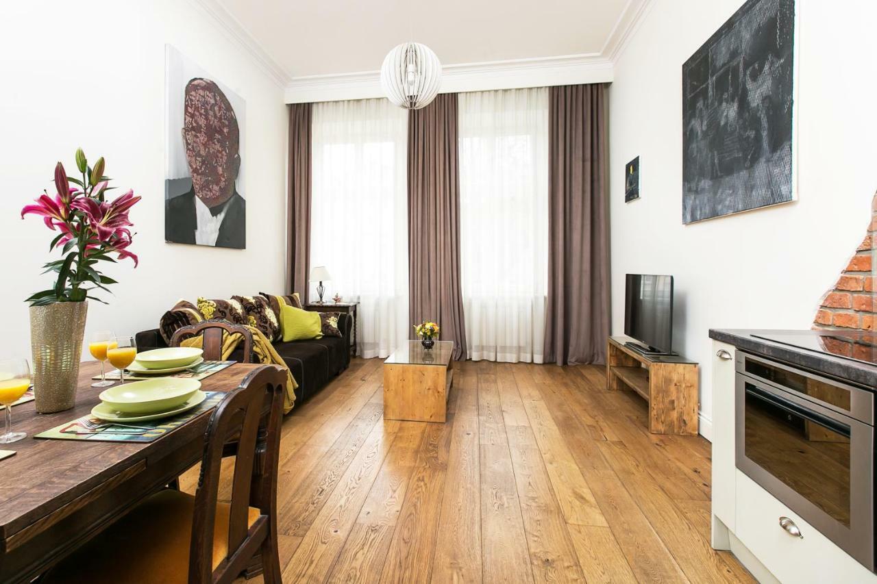 Old Town Brigue Apartment By Otium Krakau Buitenkant foto