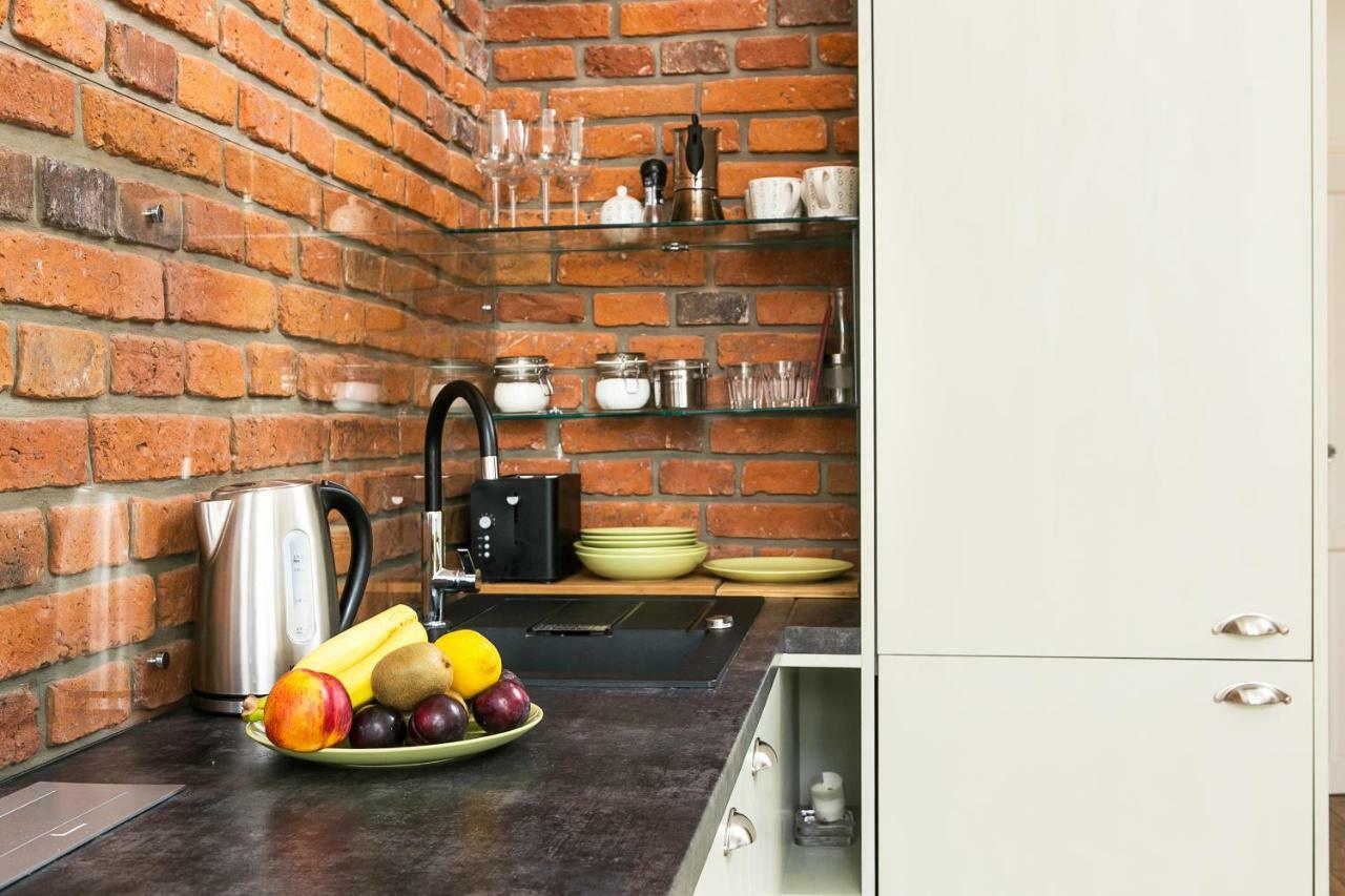 Old Town Brigue Apartment By Otium Krakau Buitenkant foto
