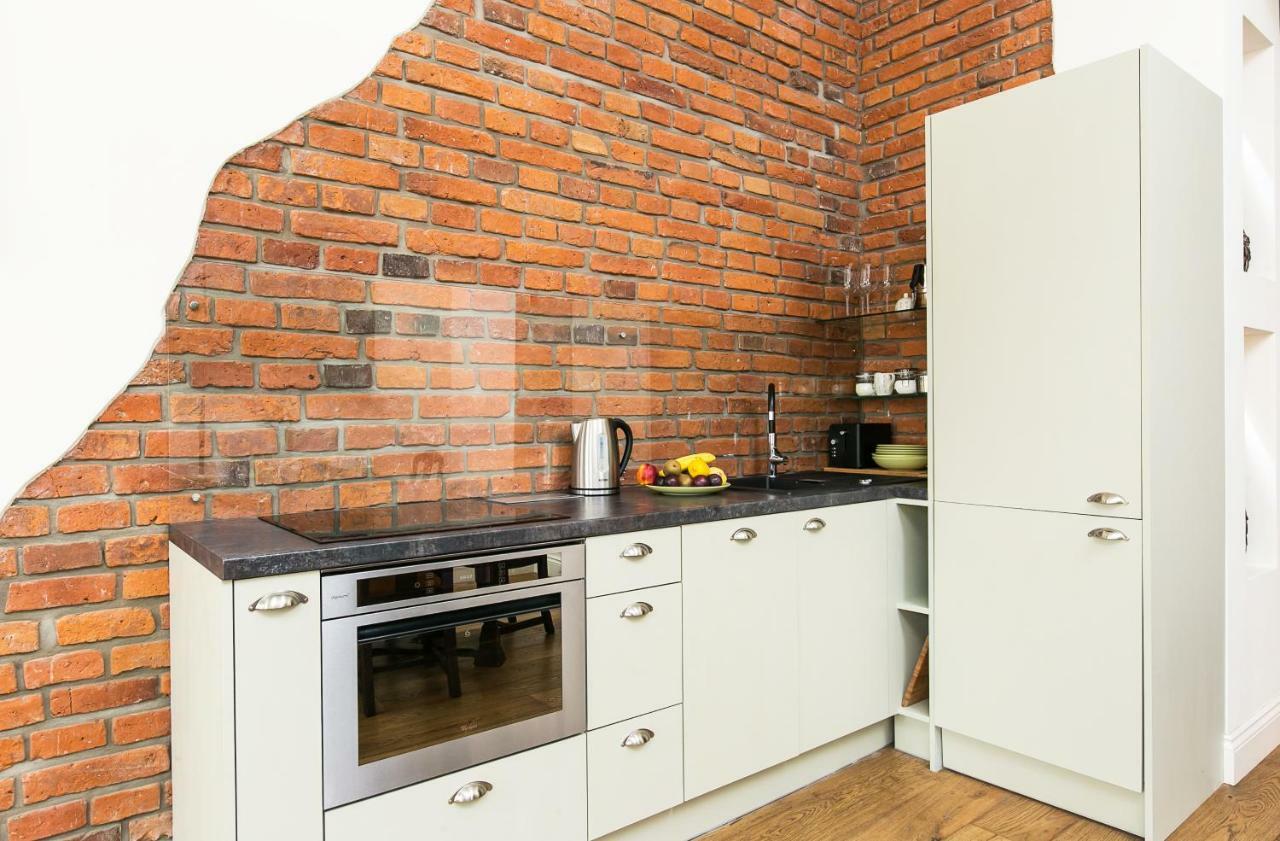 Old Town Brigue Apartment By Otium Krakau Buitenkant foto